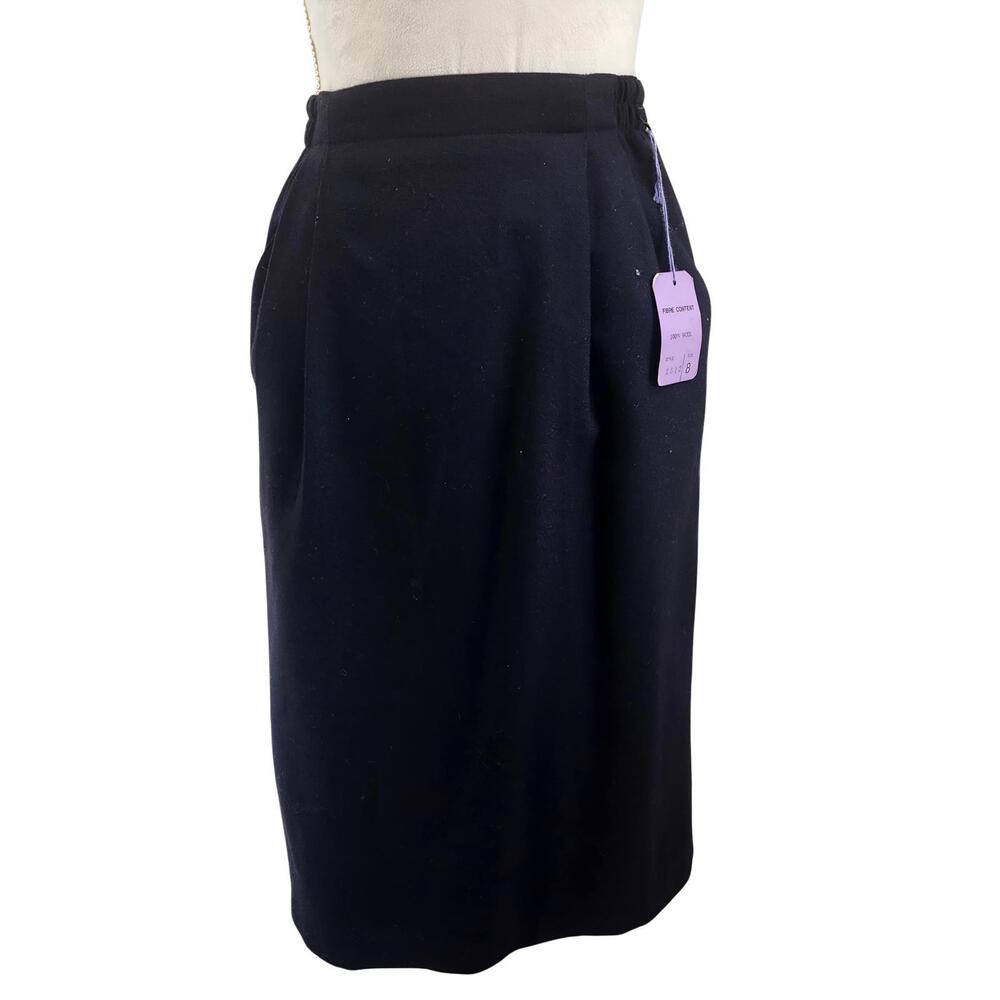 Vintage, Black 100% Wool Pencil Skirt w/ Pockets. Size: 8
